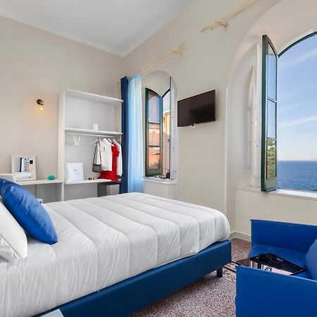 Porto Salvo Hotel Sant'Agnello Exterior photo