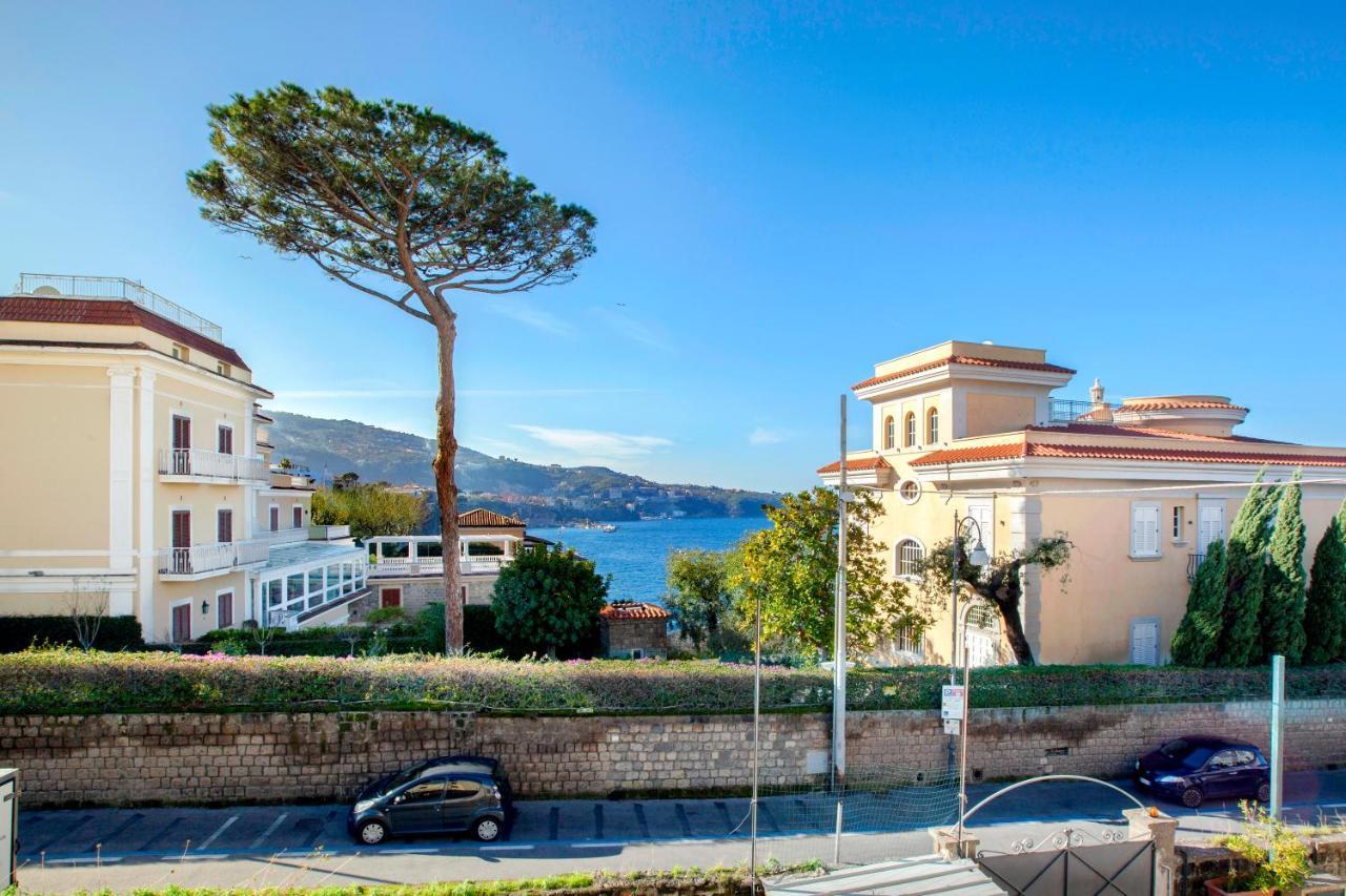 Porto Salvo Hotel Sant'Agnello Exterior photo