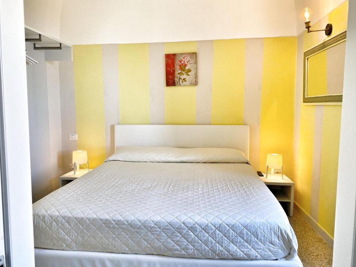 Porto Salvo Hotel Sant'Agnello Exterior photo