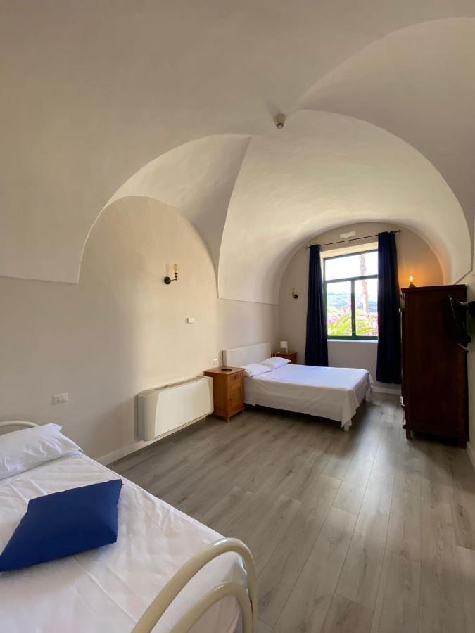 Porto Salvo Hotel Sant'Agnello Exterior photo